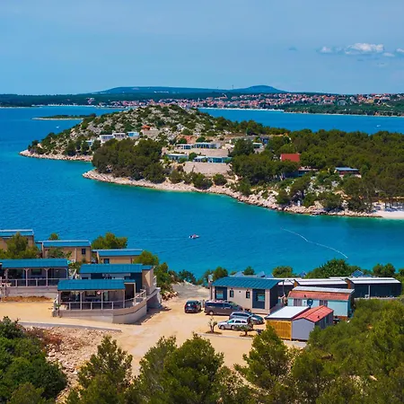 Dragon Bay - Falkor Drage Exterior foto